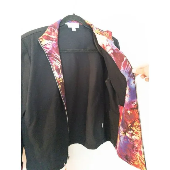 St. John Sport Black Jacket With Vibrant Printed Lining & Adjustable Drawstring - Picture 6 of 15